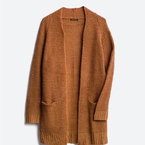 Pink Clover, Nouri textured two pocket cardigan.